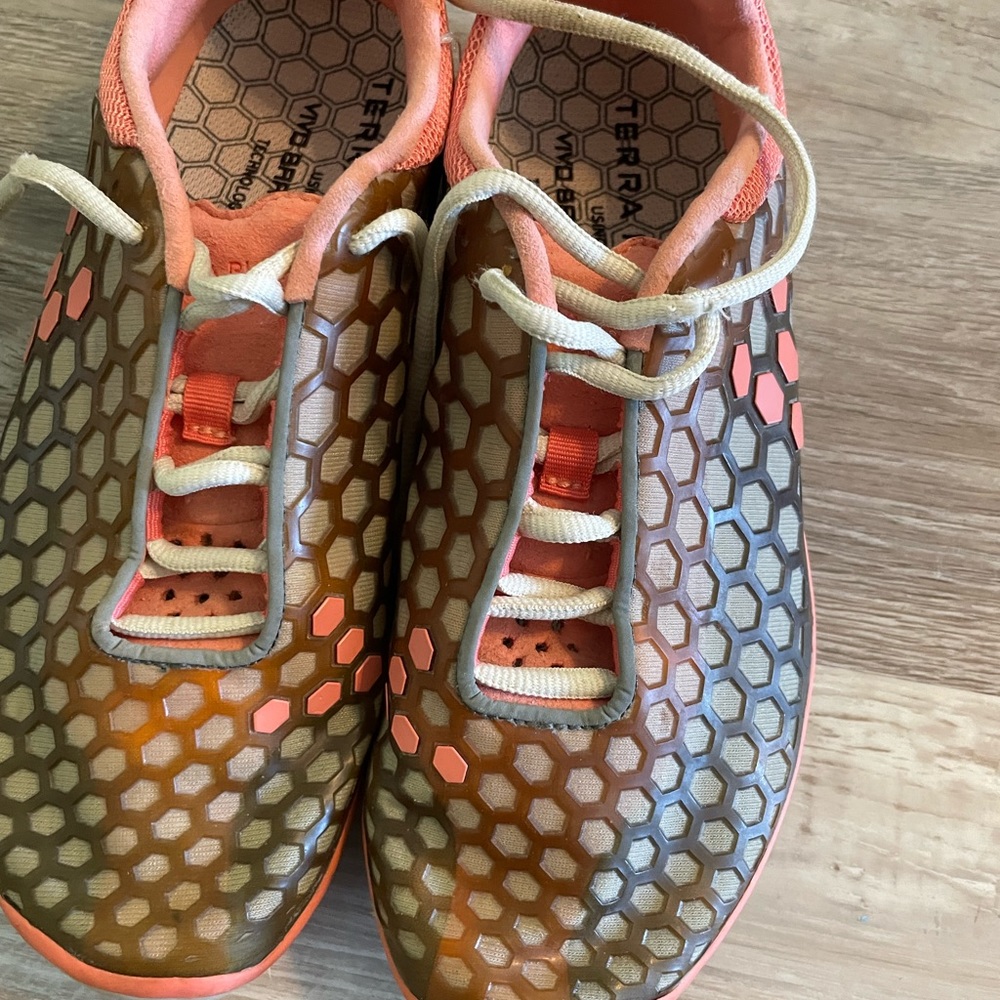 Running shoe